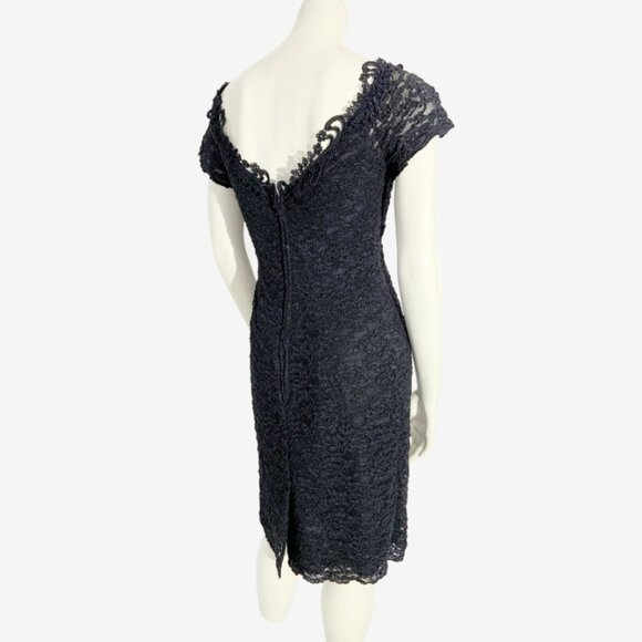 Vintage Black Stretch Lace Dress with Sweetheart Neckline / size Small - Picture 10 of 15